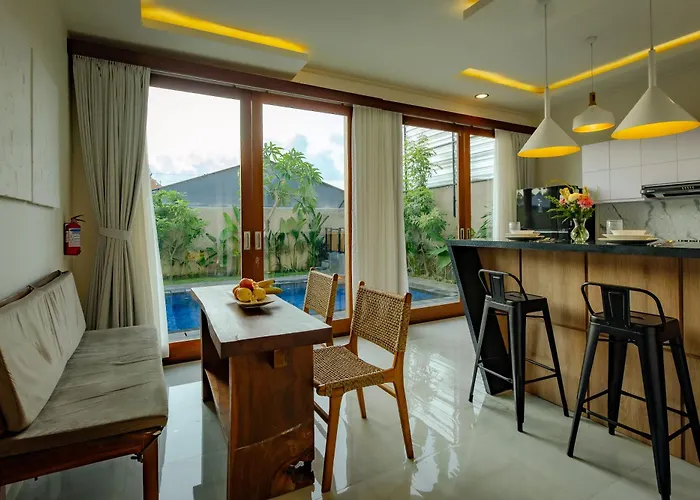 Villatu Family Retreat Near School Villa